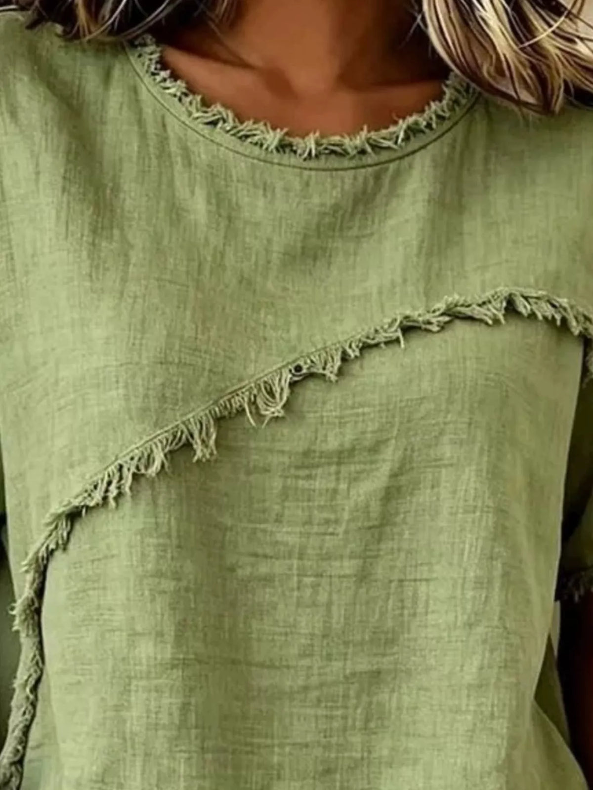 Blusa de manga corta con borde deshilachado — talla completa