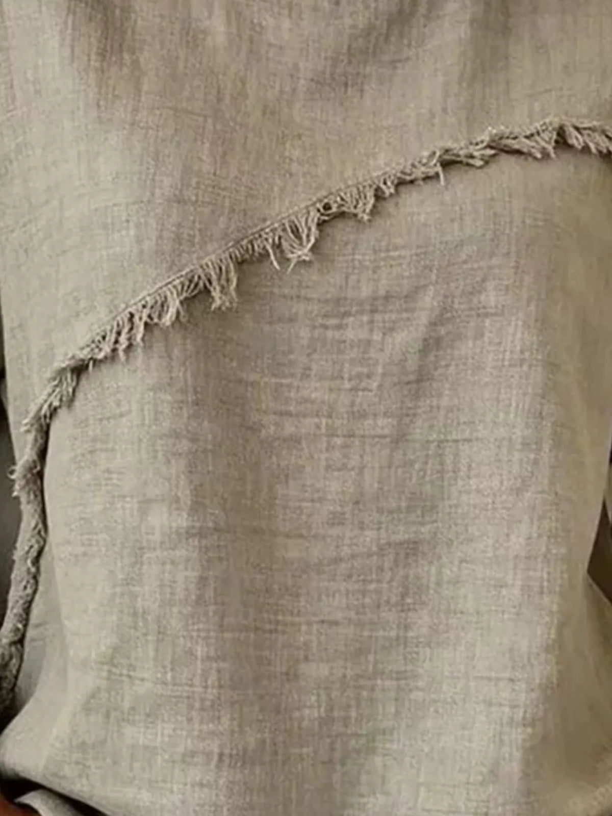 Blusa de manga corta con borde deshilachado — talla completa